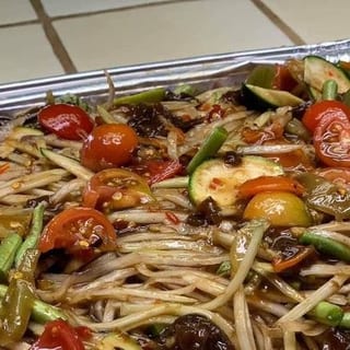 Tum Papaya Salad